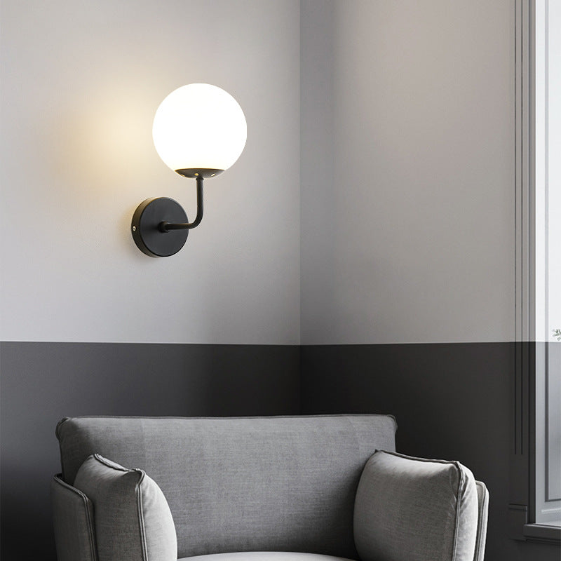 Applique murale globe dépoli suspendu | Luminaire chic et tendance A / Noir