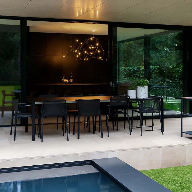 Lustre aérien filaire à LED | Chic & contemporain