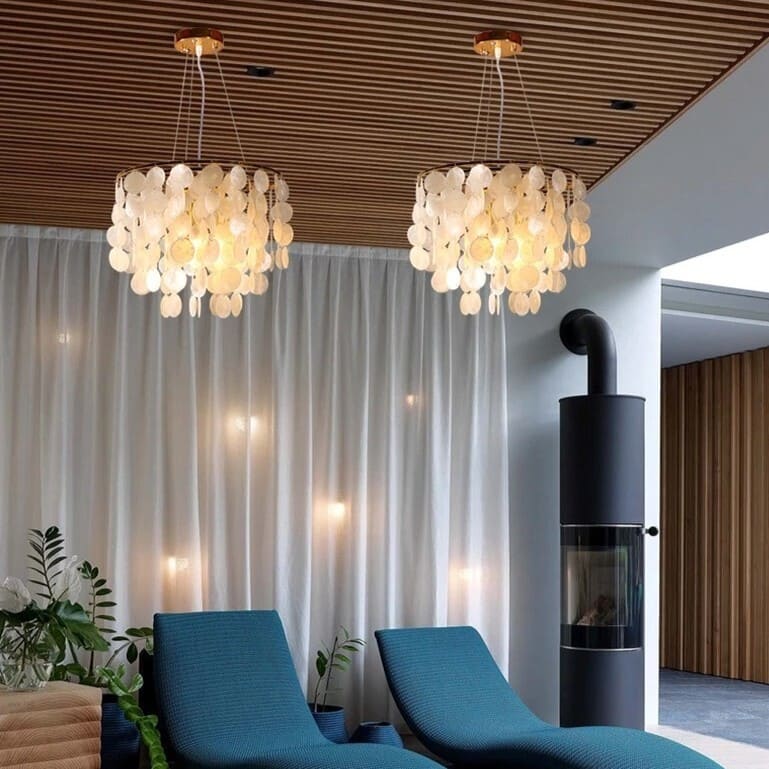 Lustre design en coquillages naturelles