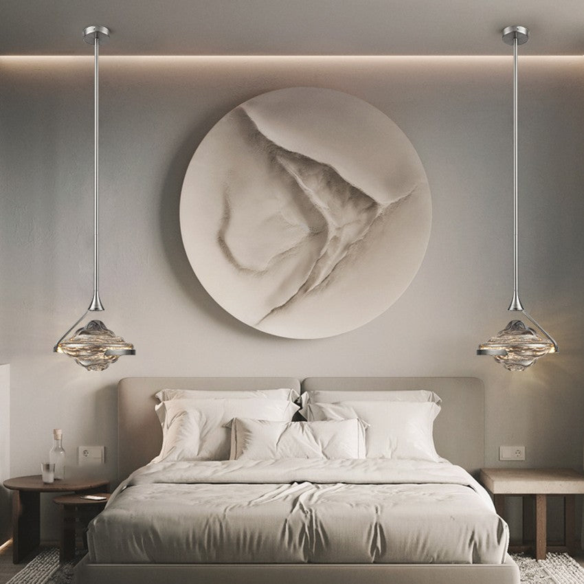 Lustre suspendu cristal ondulé en métal doré ou argenté