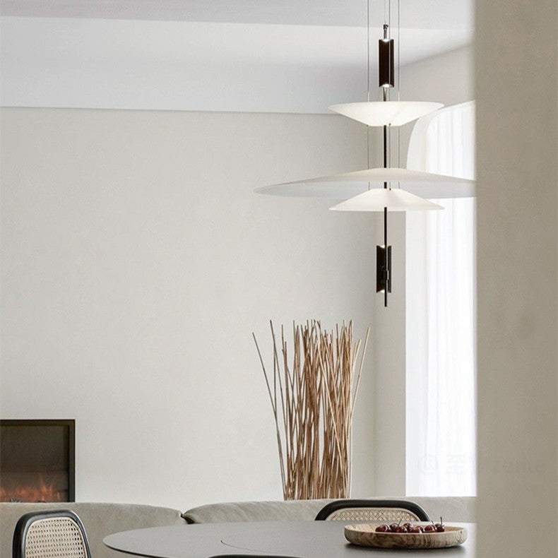 Suspension au design architecturale à disques superposés