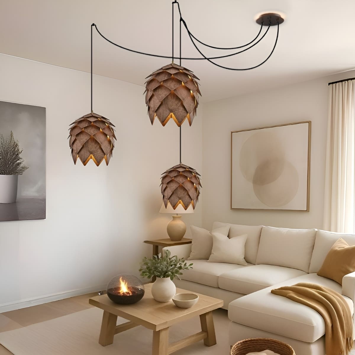 Suspension bois sculpté en forme de pomme de pin | Chic & naturel
