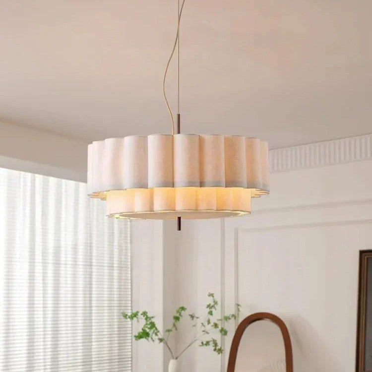 Suspension ronde en tissu plissé Japandi au design minimaliste