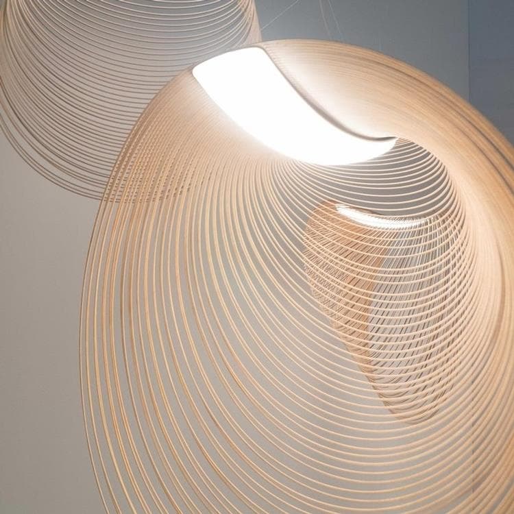 Suspension voile sculpturale en bois