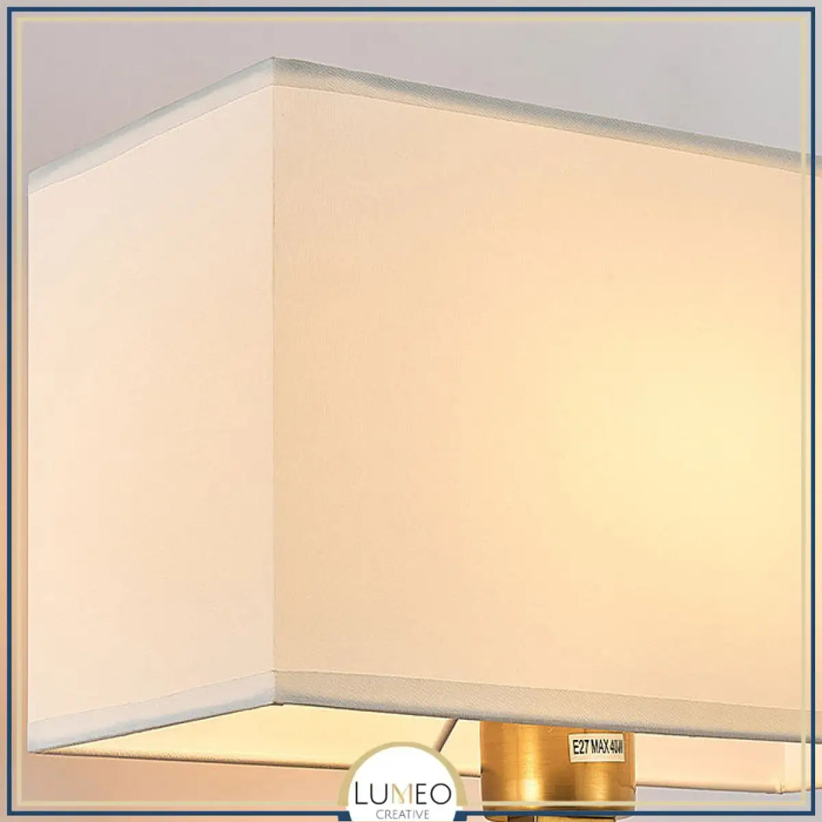 Applique murale avec liseuse LED | Luminaire de chevet chic et élégant