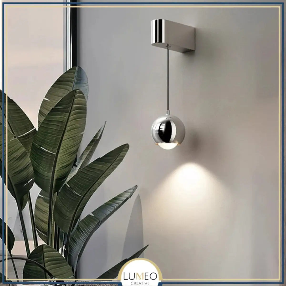 Applique murale boule suspendue chromée | Luminaire design ajustable pour chambre ou salon Chrome / Blanc chaud