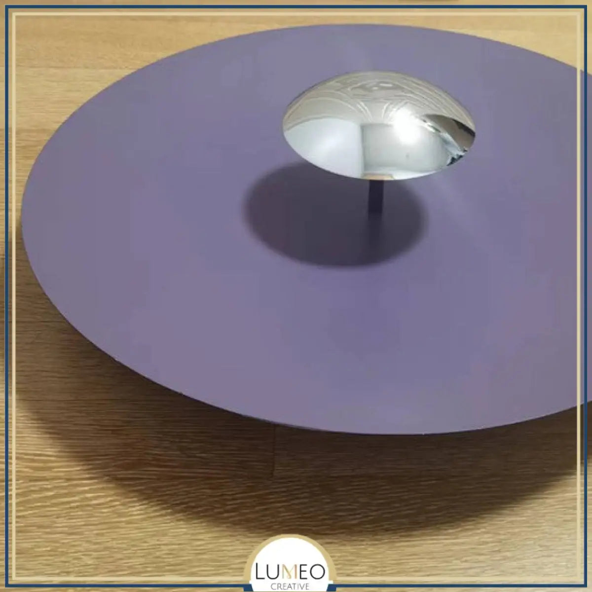 Applique murale circulaire éclipse| Luminaire mural multicolore au style artistique et sculptural 30cm / Violet & Argent