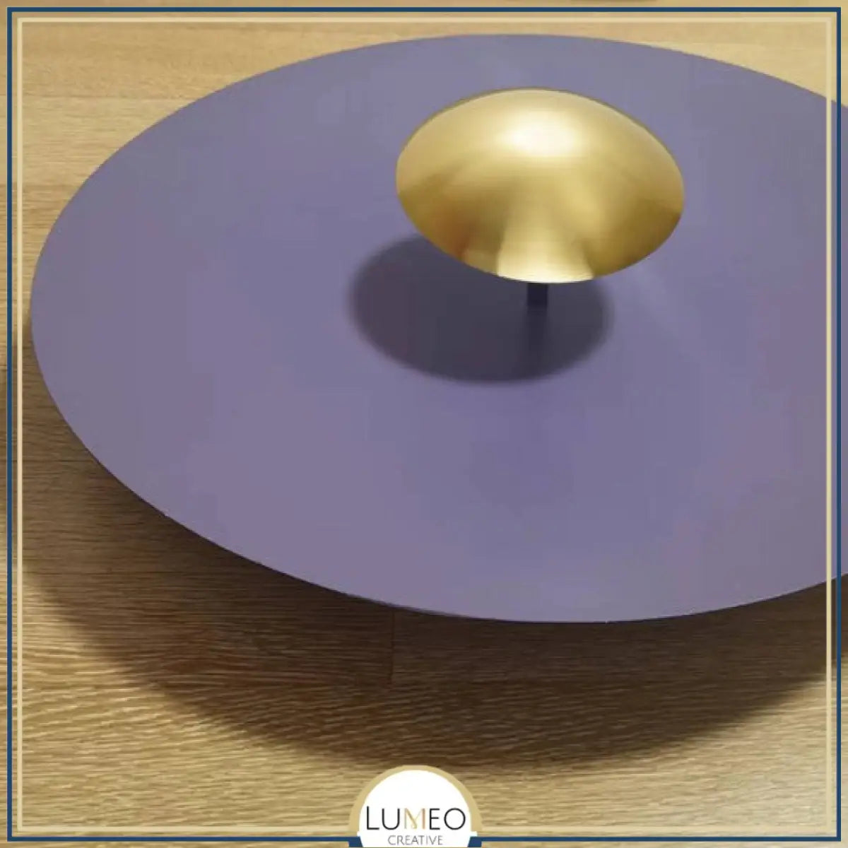 Applique murale circulaire éclipse| Luminaire mural multicolore au style artistique et sculptural 30cm / Violet & Or