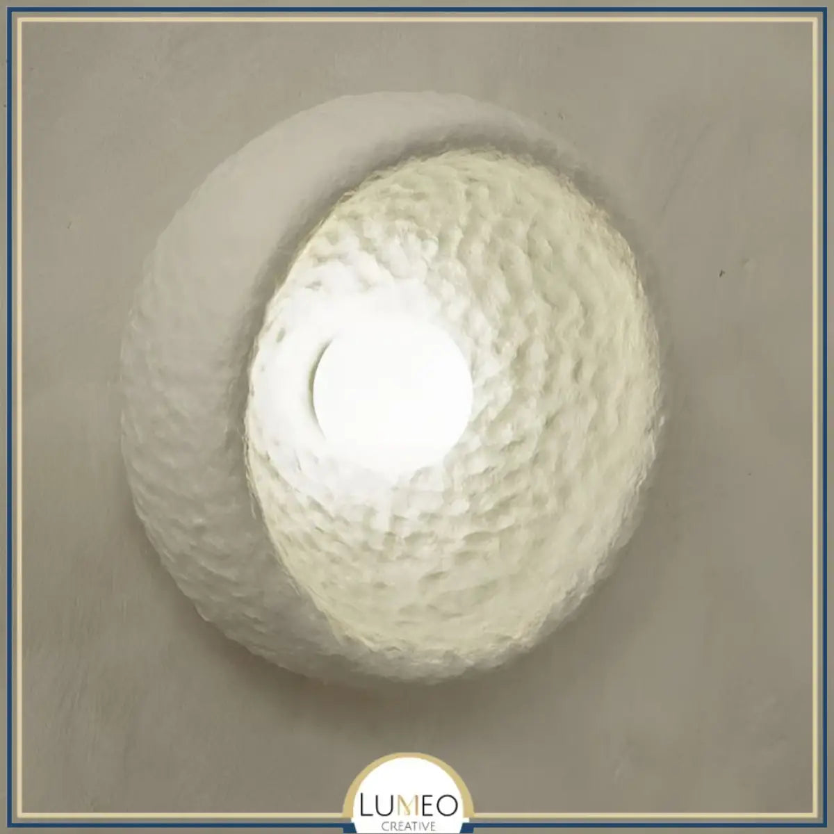 Applique murale disque texturée | Luminaire artistique en relief