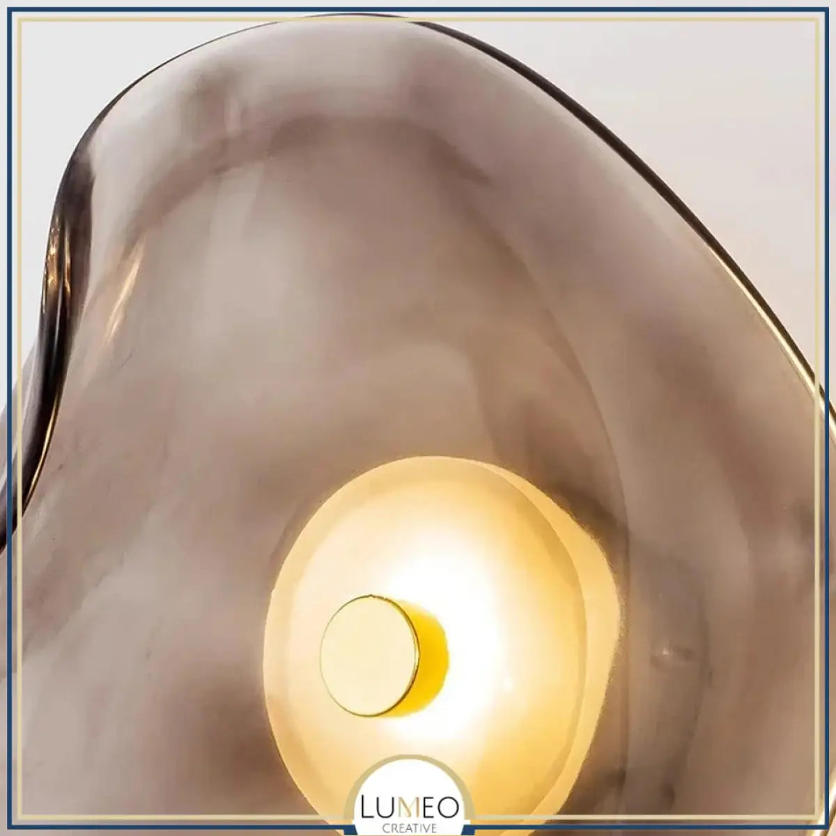 Applique murale en verre artistique | Luminaire décoratif au design organique et lumineux