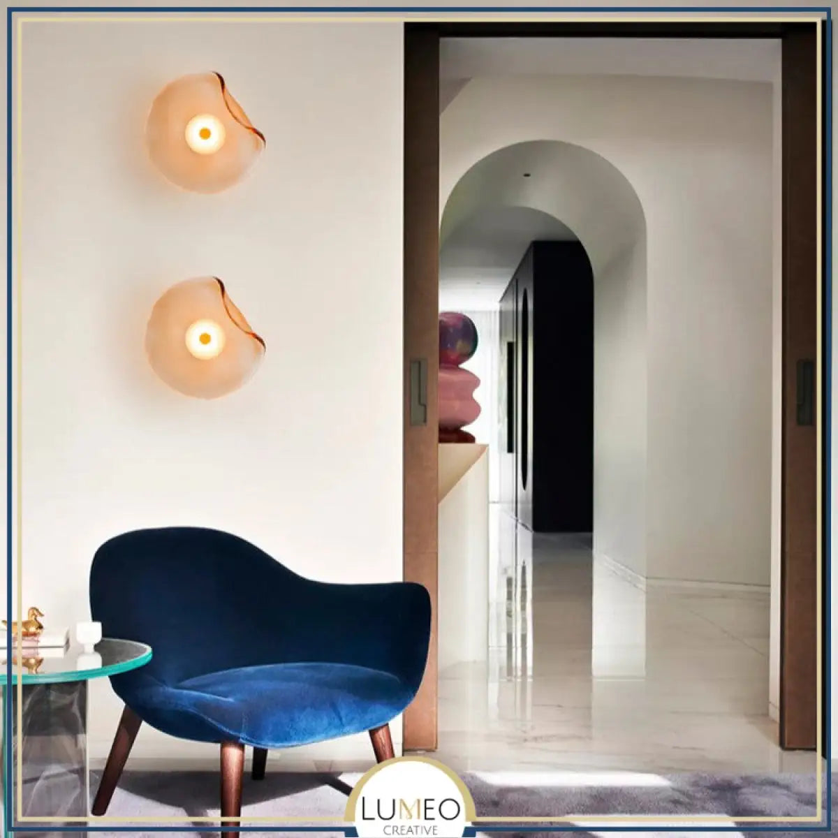 Applique murale en verre artistique | Luminaire décoratif au design organique et lumineux