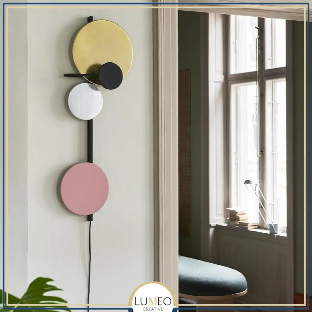 Applique murale graphique à disques colorés