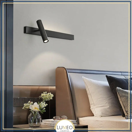 Applique murale orientable minimaliste | Liseuse LED en finition or ou noire