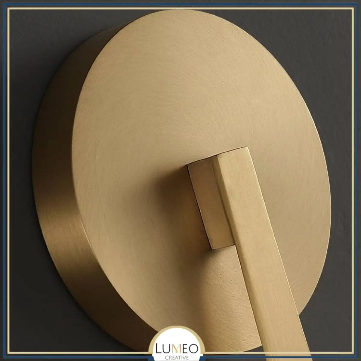 Applique murale rétro chic en verre rainuré | Luminaire mural vintage et sophistiqué