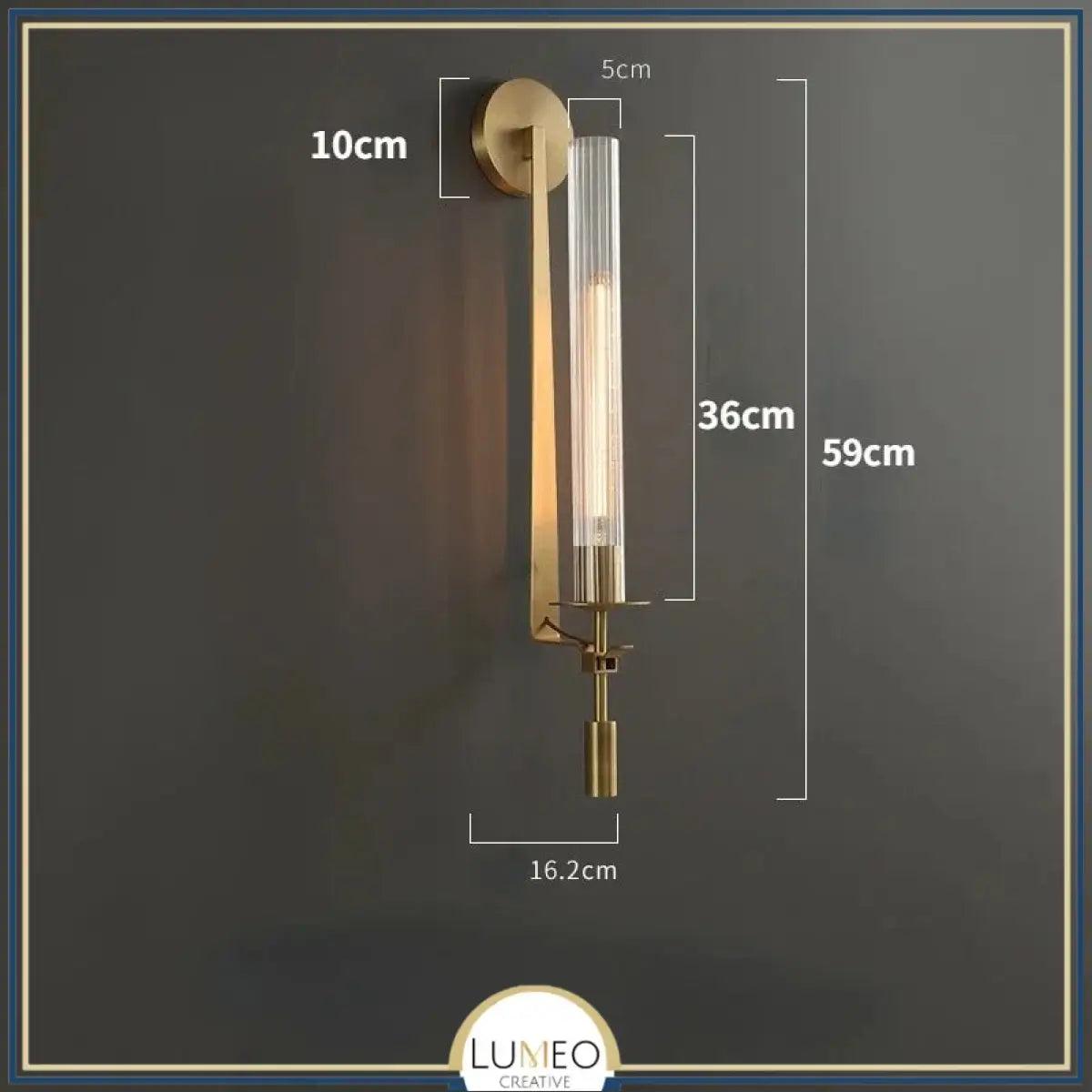 Applique murale rétro chic en verre rainuré | Luminaire mural vintage et sophistiqué