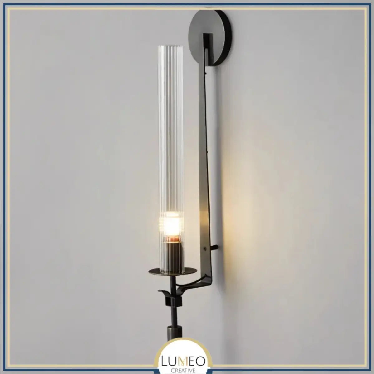 Applique murale rétro chic en verre rainuré | Luminaire mural vintage et sophistiqué Noir / Blanc chaud