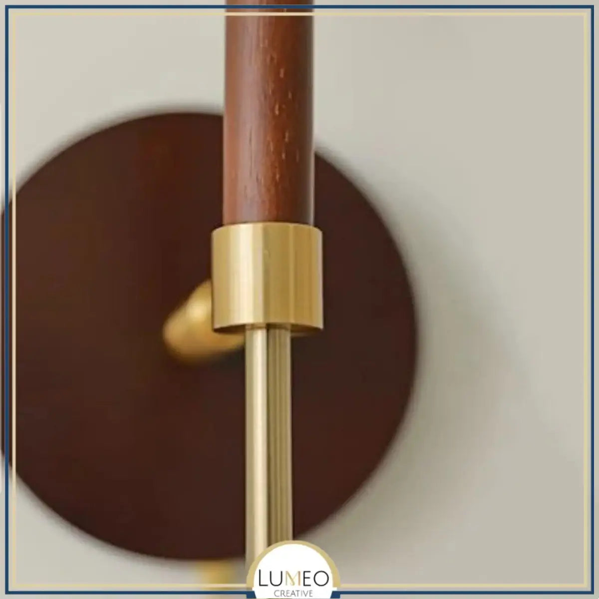 Applique murale vintage globe en verre & bois | Luminaire au charme rétro chic