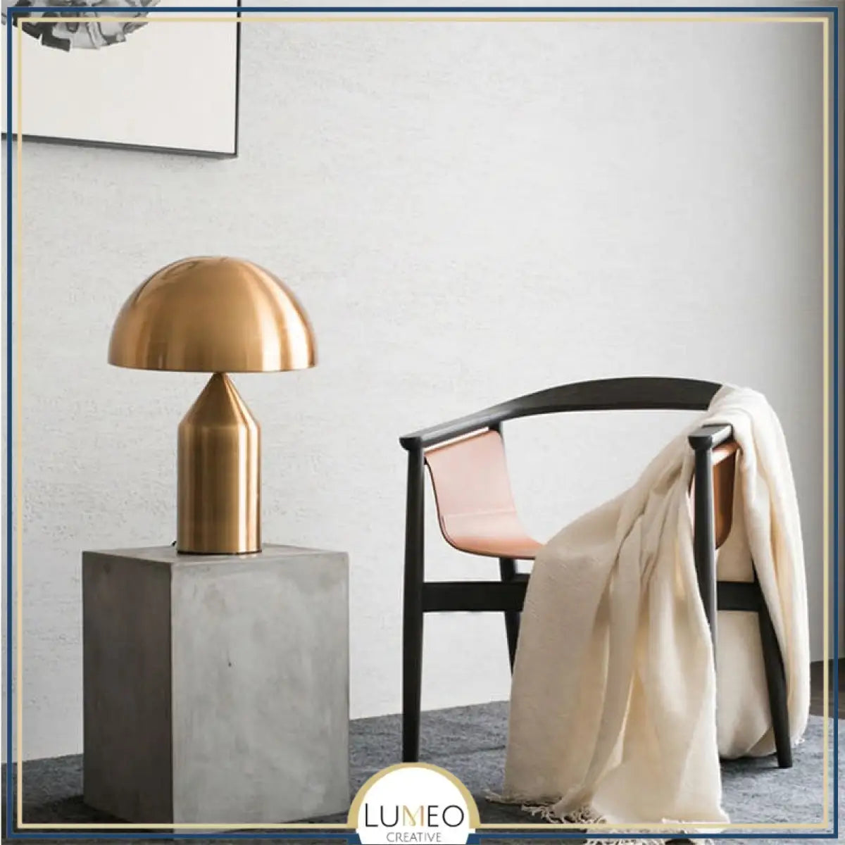 Lampe à poser design champignon Or