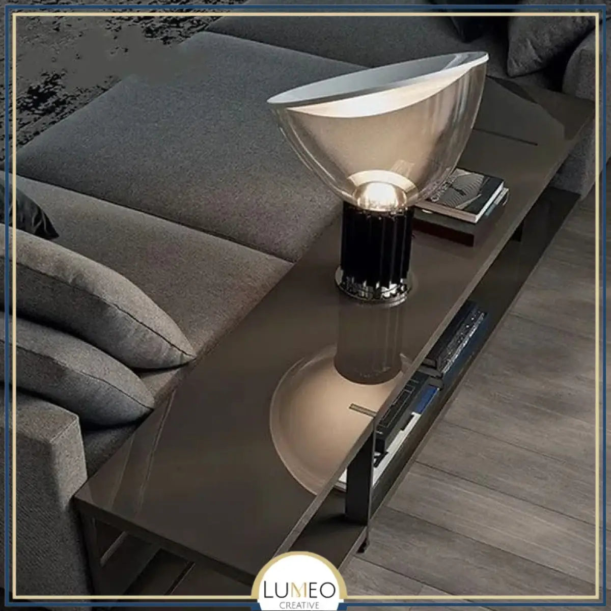 Lampe à poser design italien| Réflexion sculpturale et élégance vintage