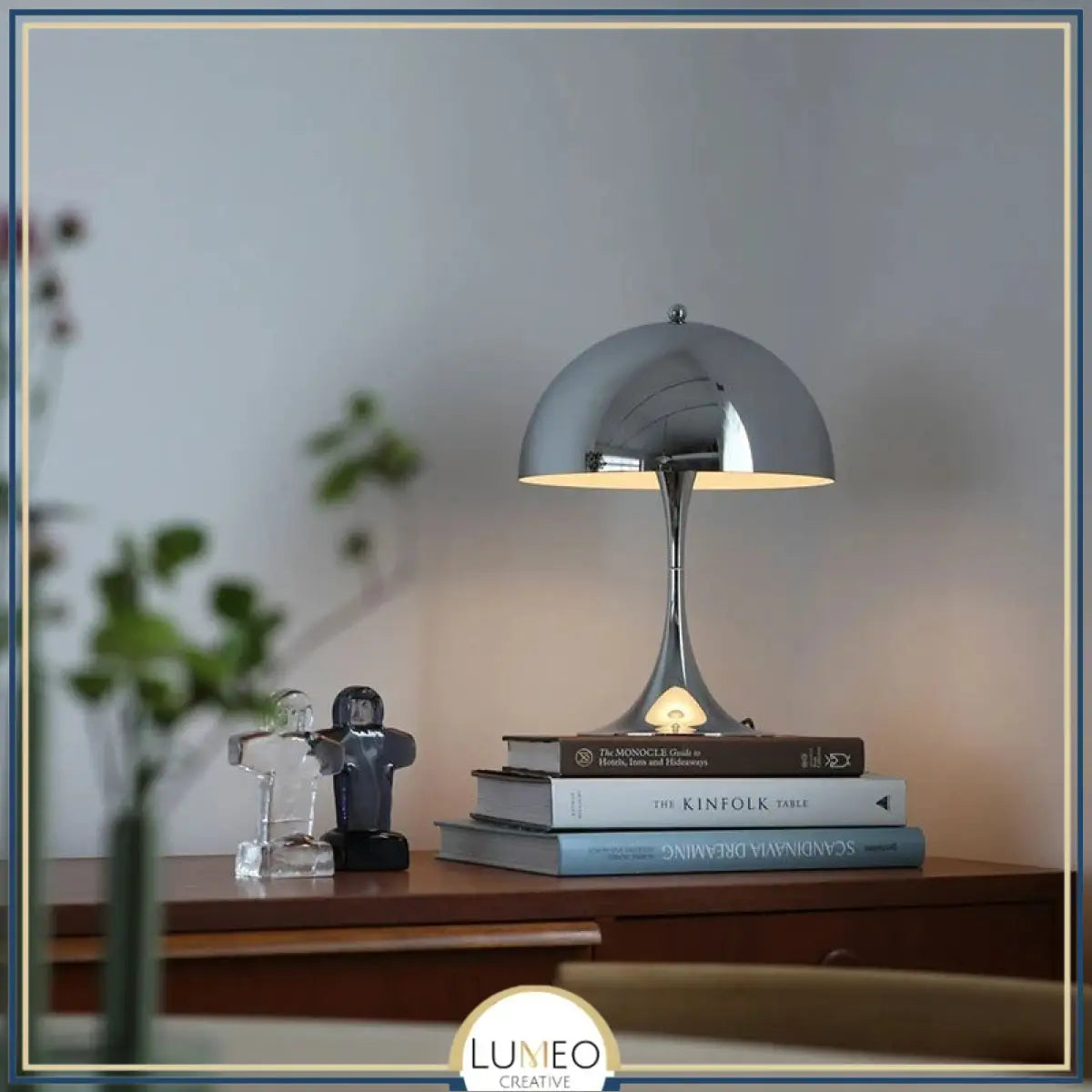 Lampe champignon en métal | Luminaire de table style rétro futuriste Argent / Blanc froid