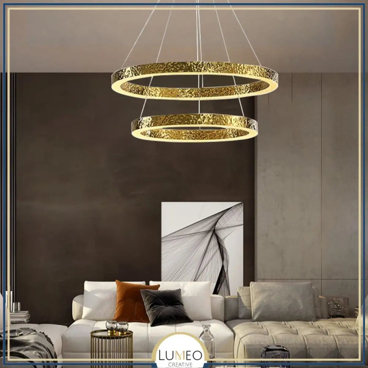 Lustre anneaux martelés dorés | Contemporain & Chic