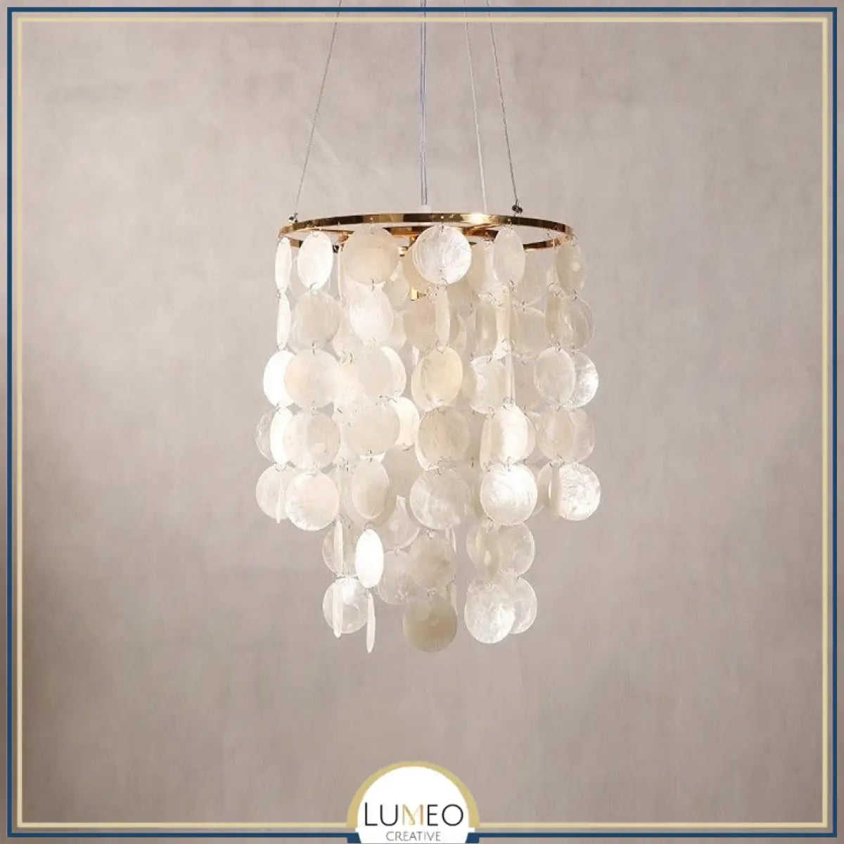 Lustre design en coquillages naturelles