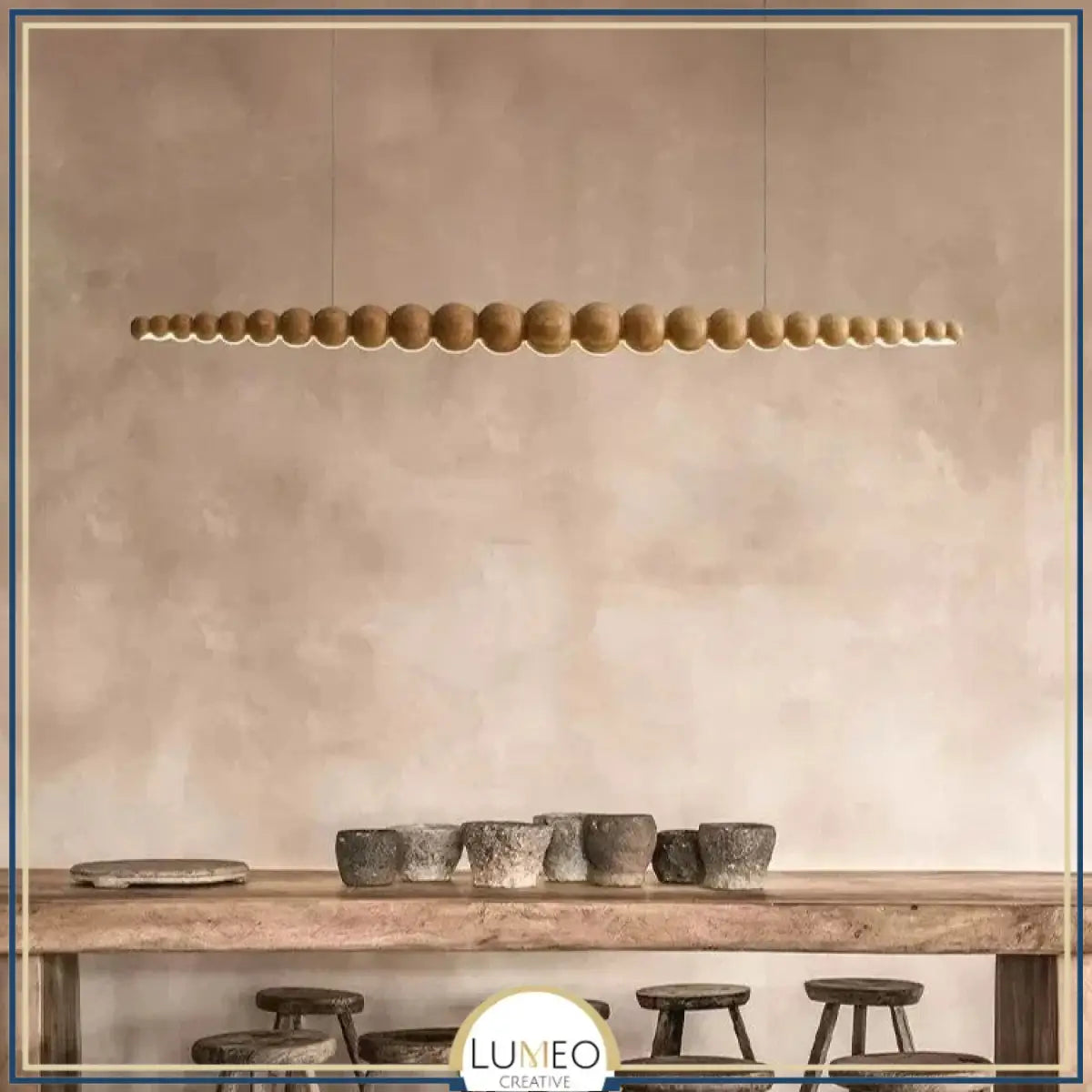 Lustre linéaire en sphères de bois à LED Marron clair