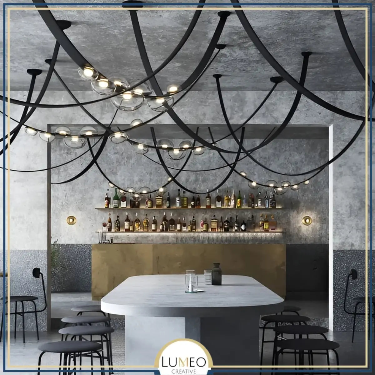 Lustre suspendu design à sangles de cuir et globes en verre