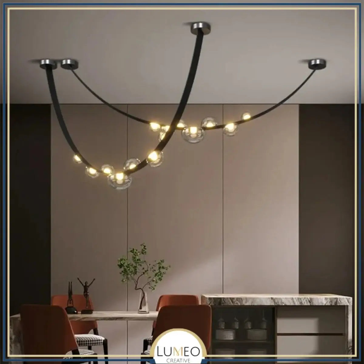 Lustre suspendu design à sangles de cuir et globes en verre