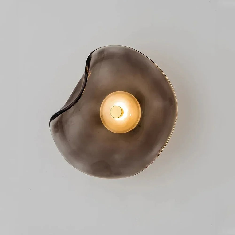 Applique murale en verre artistique | Luminaire décoratif au design organique et lumineux