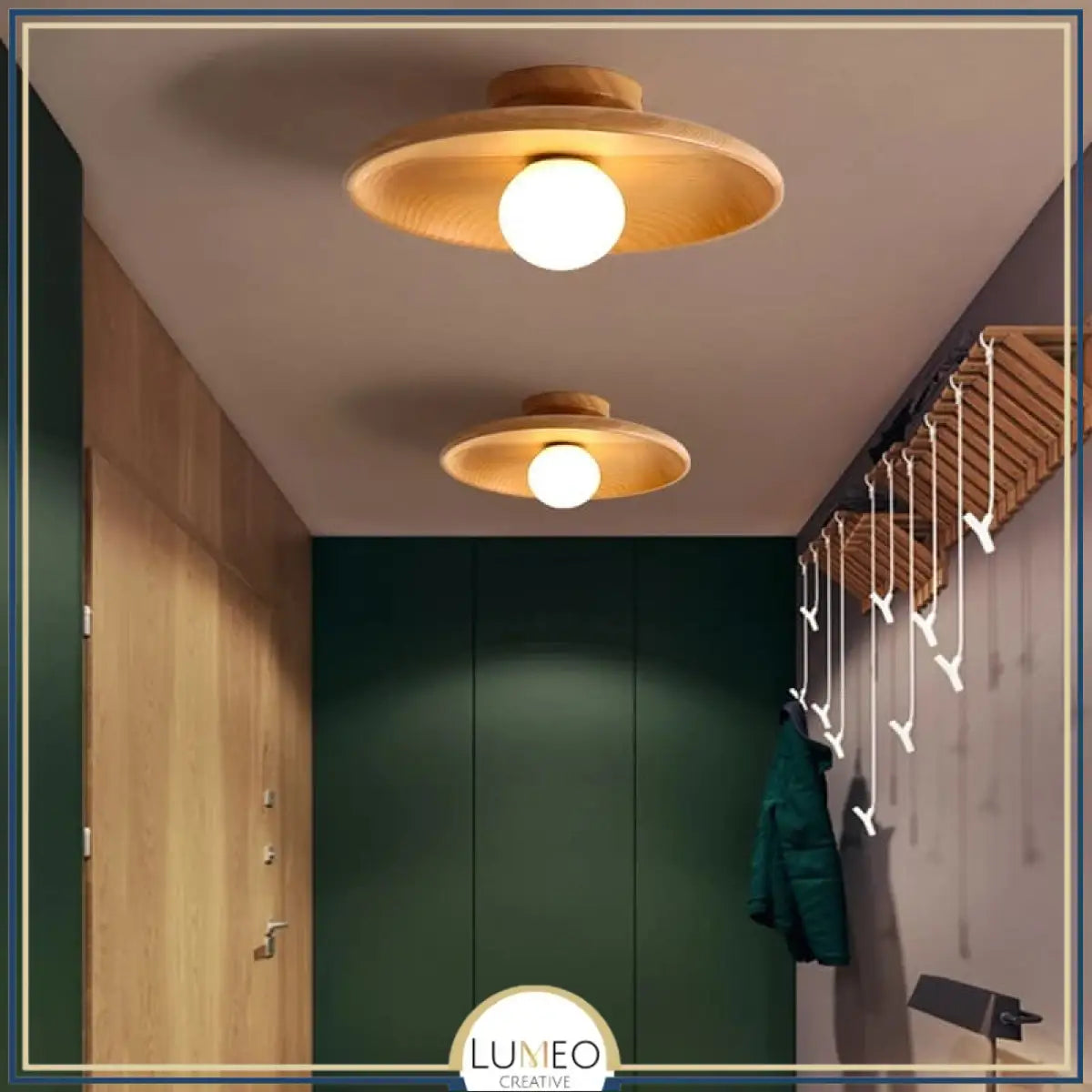 Plafonnier rond en bois naturel avec globe en verre | Design japandi