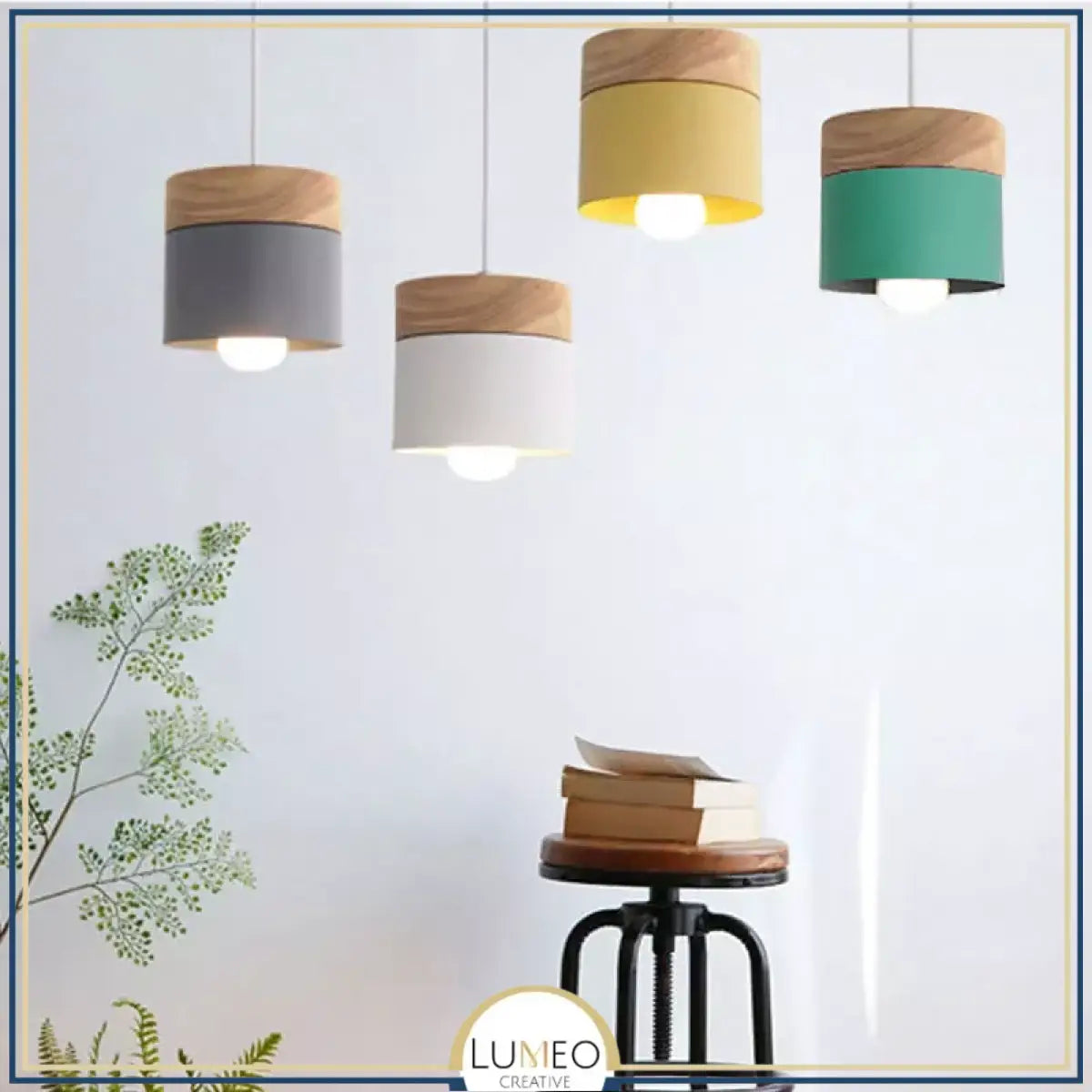 Suspension en bois coloré