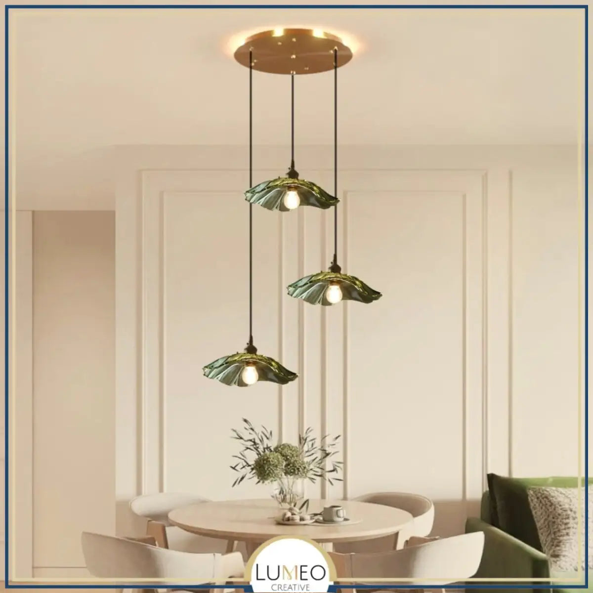 Suspension et plafonnier florale en verre coloré | Luminaire vintage en forme de fleur