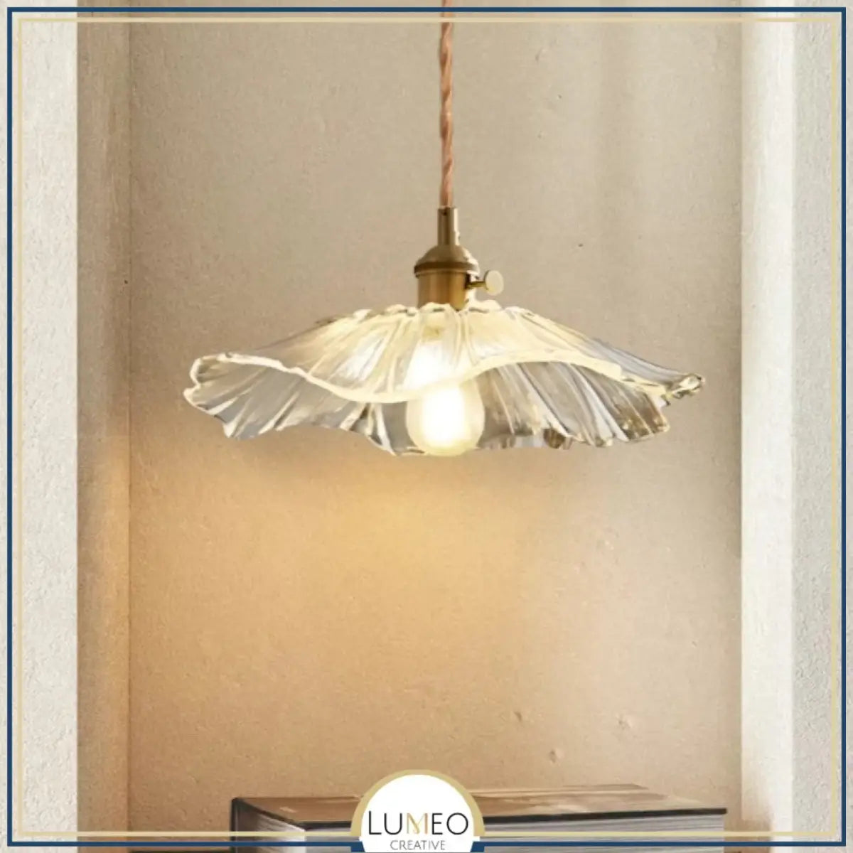 Suspension et plafonnier florale en verre coloré | Luminaire vintage en forme de fleur A / Transparent