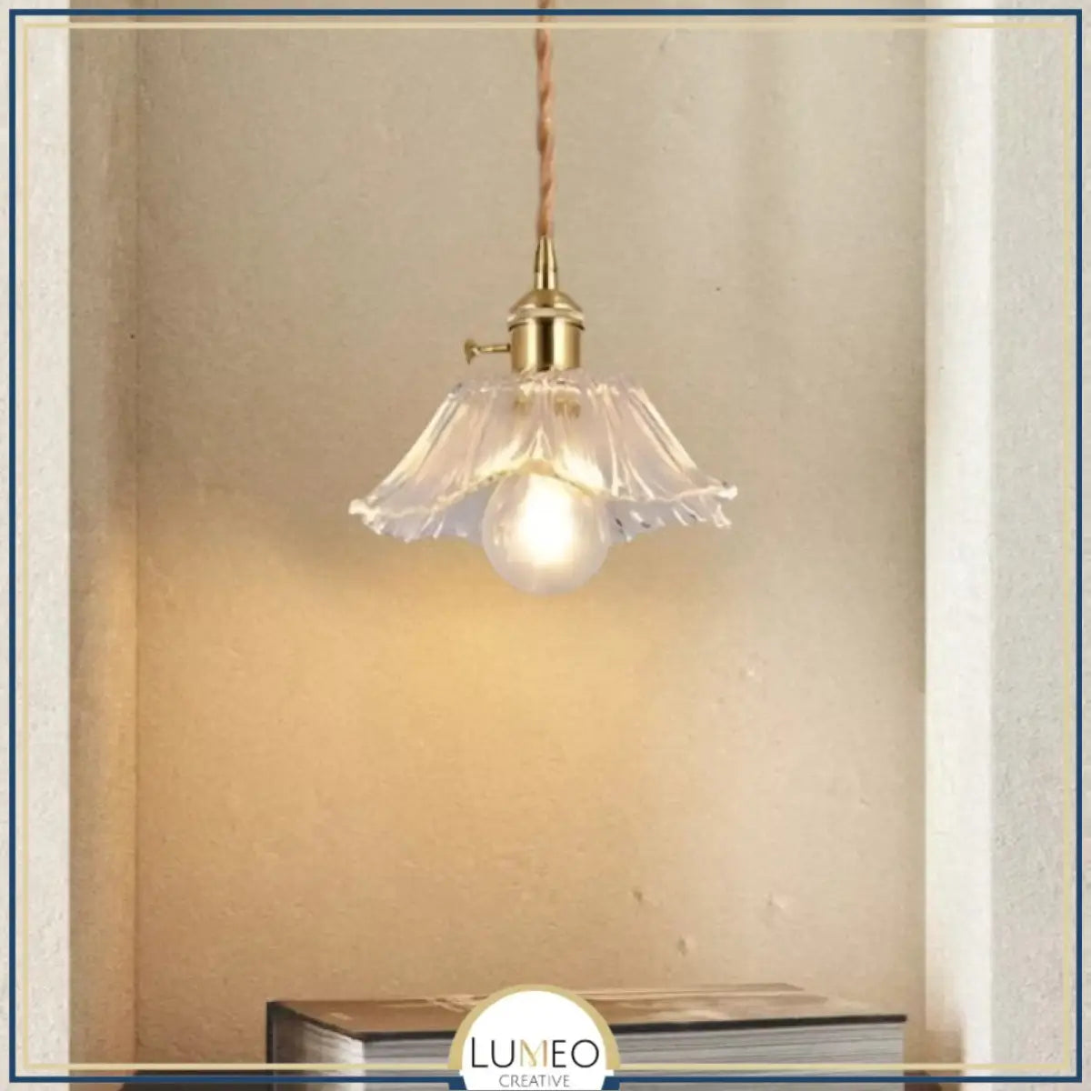 Suspension et plafonnier florale en verre coloré | Luminaire vintage en forme de fleur B / Transparent