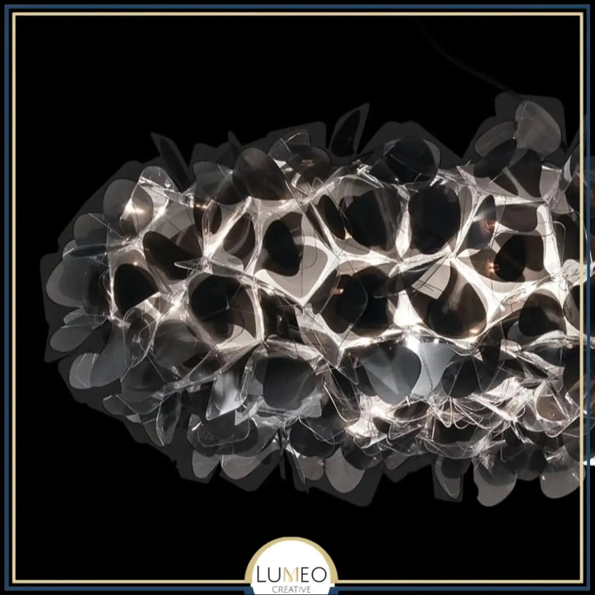 Suspension florale sculpturale noire