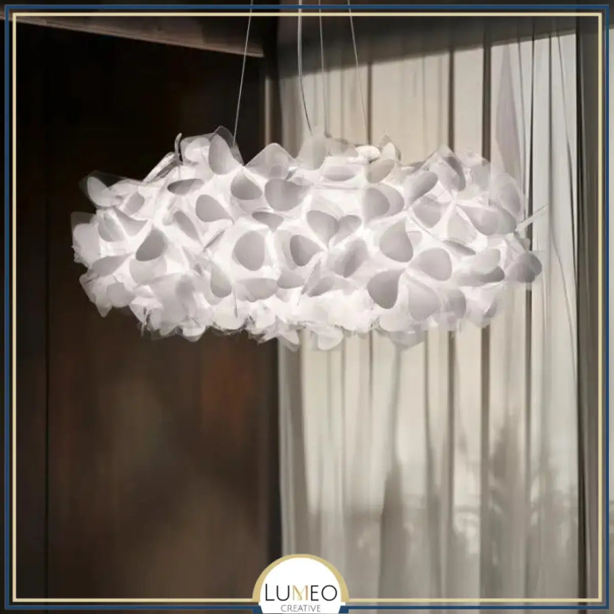 Suspension florale sculpturale noire Blanc / 53 cm / Blanc froid