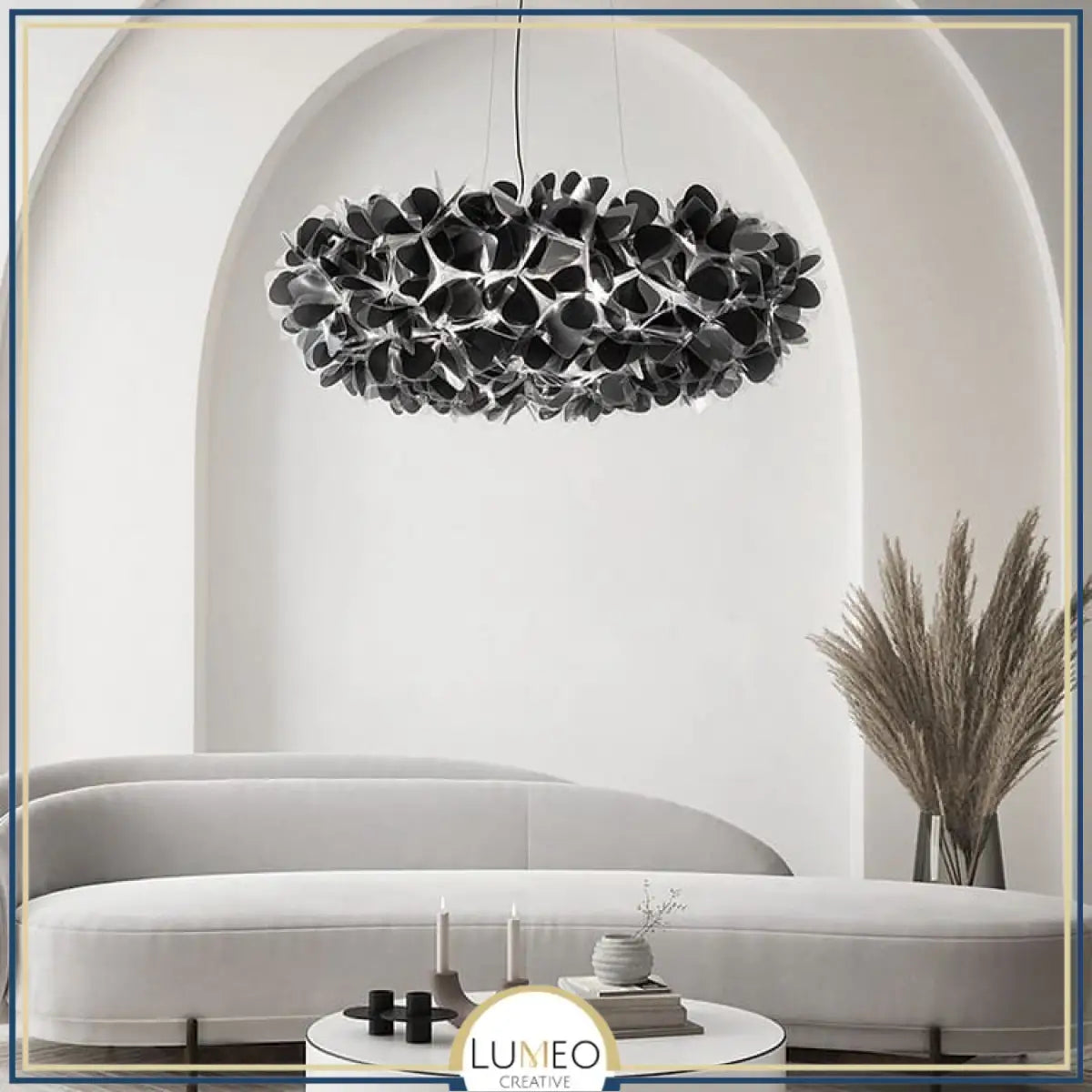 Suspension florale sculpturale noire Noir / 53 cm / Blanc froid