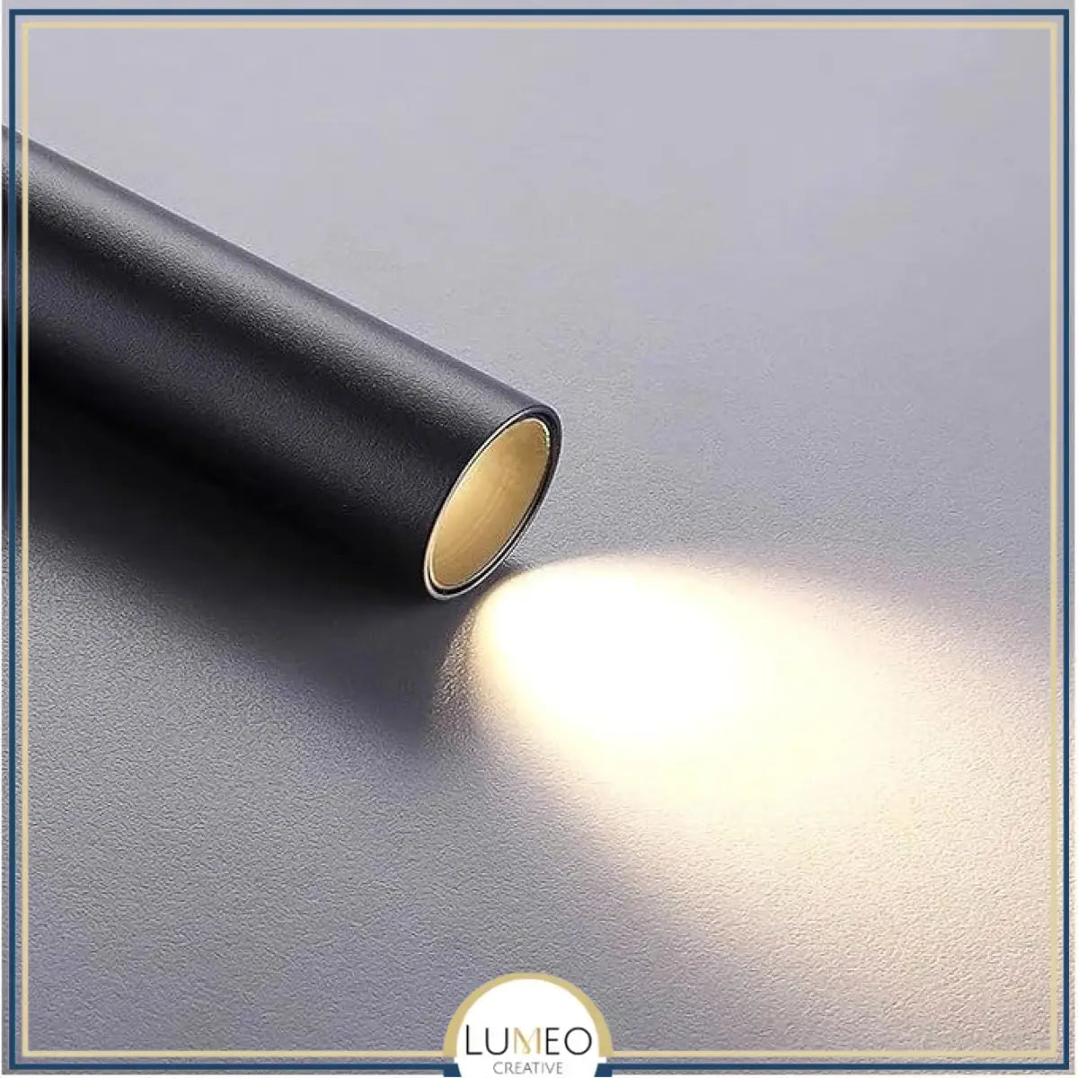 Suspension linéaire LED minimaliste | Ligne pure et éclairage structuré