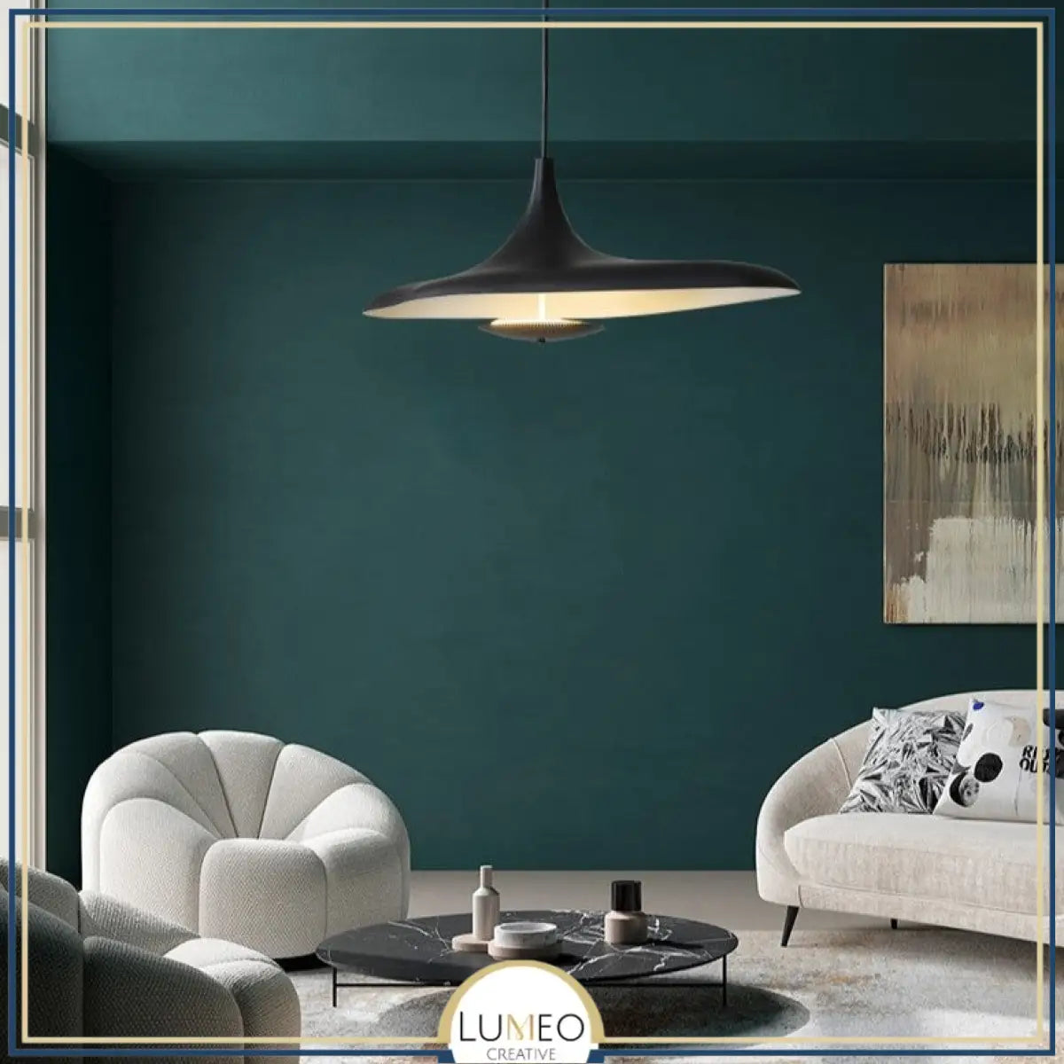 Suspension noire ou blanche au design avant gardiste