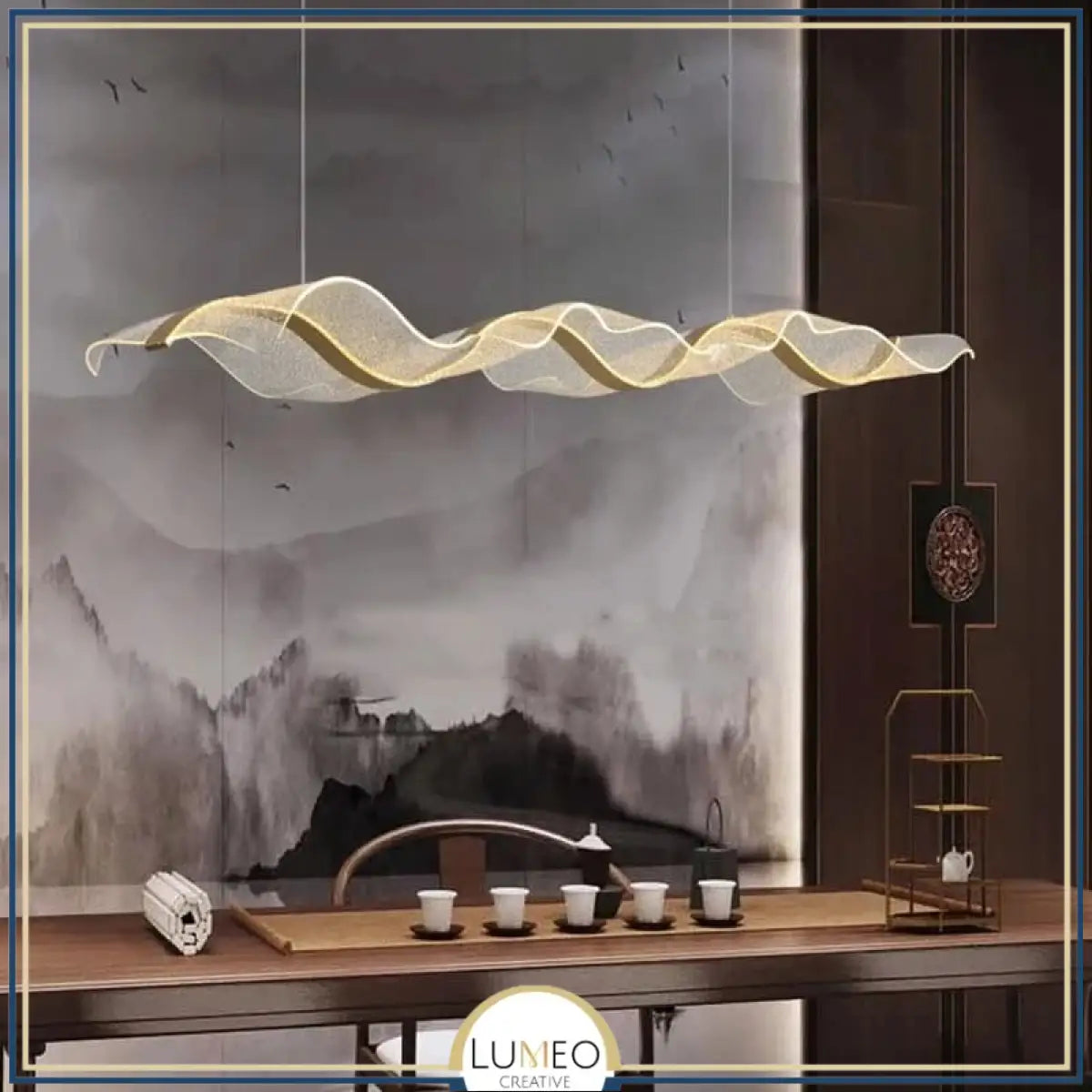 Suspension ondulante LED dorée