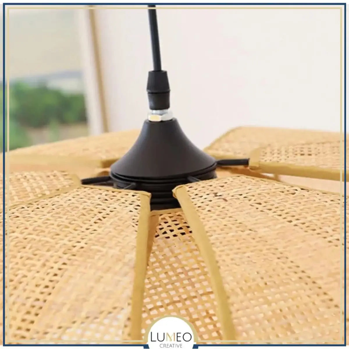 Suspension pétales rotin style Japandi