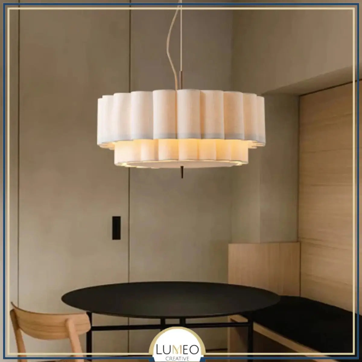 Suspension ronde en tissu plissé Japandi au design minimaliste