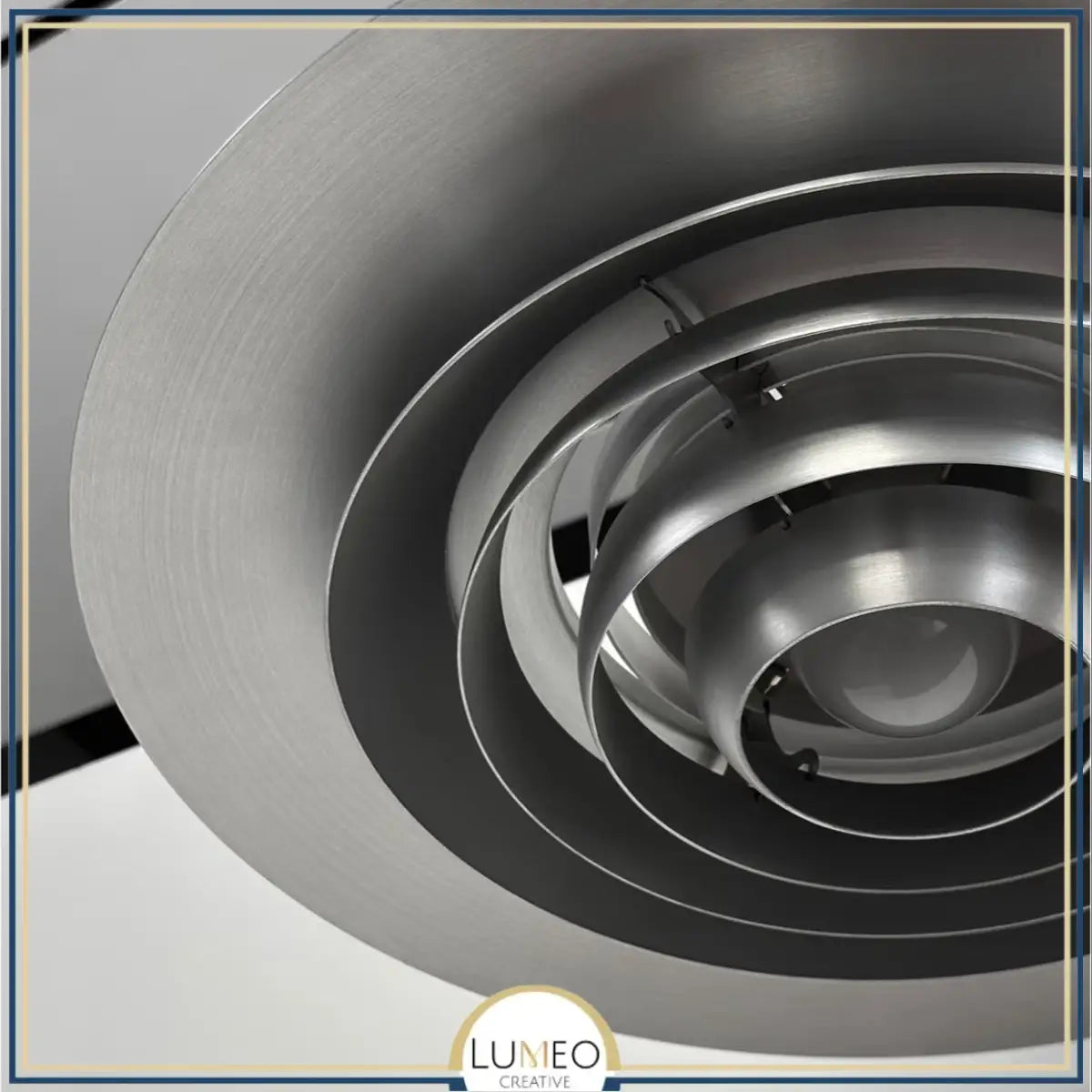 Suspension soucoupe style scandinave | Finition blanche ou argentée