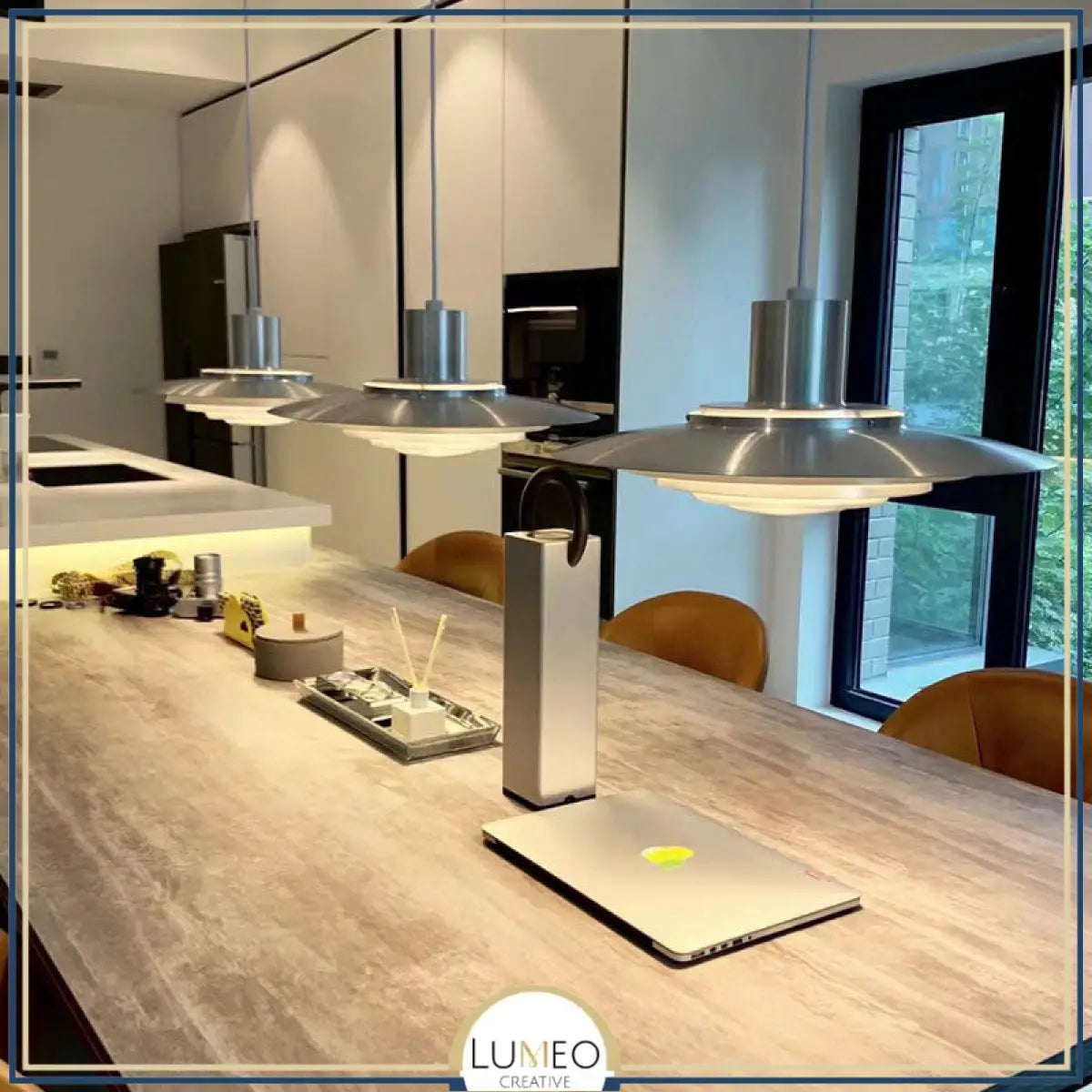 Suspension soucoupe style scandinave | Finition blanche ou argentée