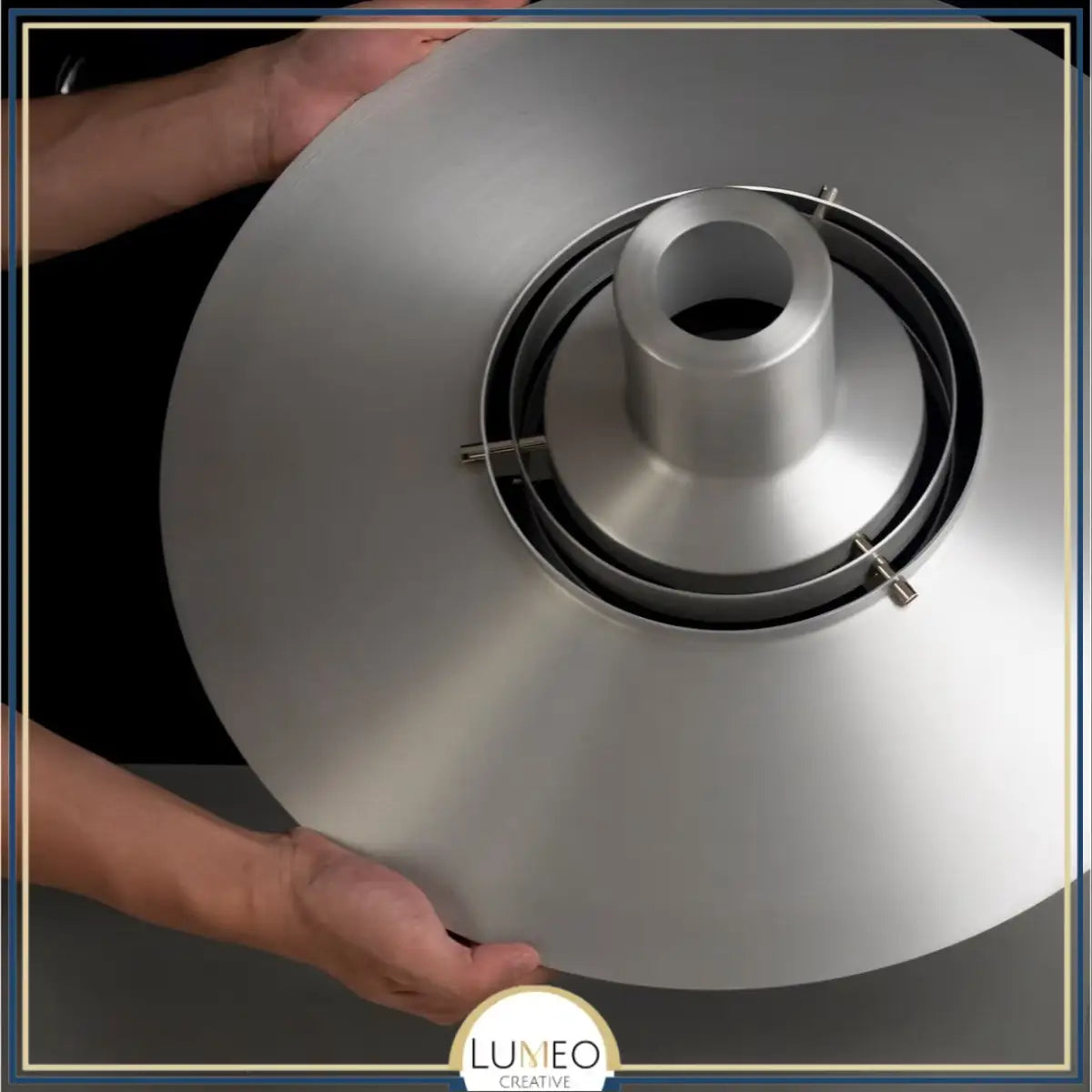 Suspension soucoupe style scandinave | Finition blanche ou argentée