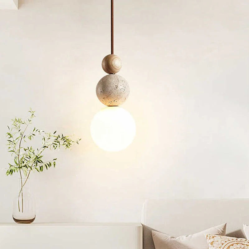 Suspension chic en verre opalin, pierre naturelle et bois | PERLINE