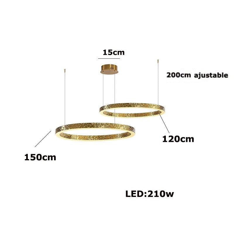 Lustre anneaux martelés dorés | Contemporain & Chic