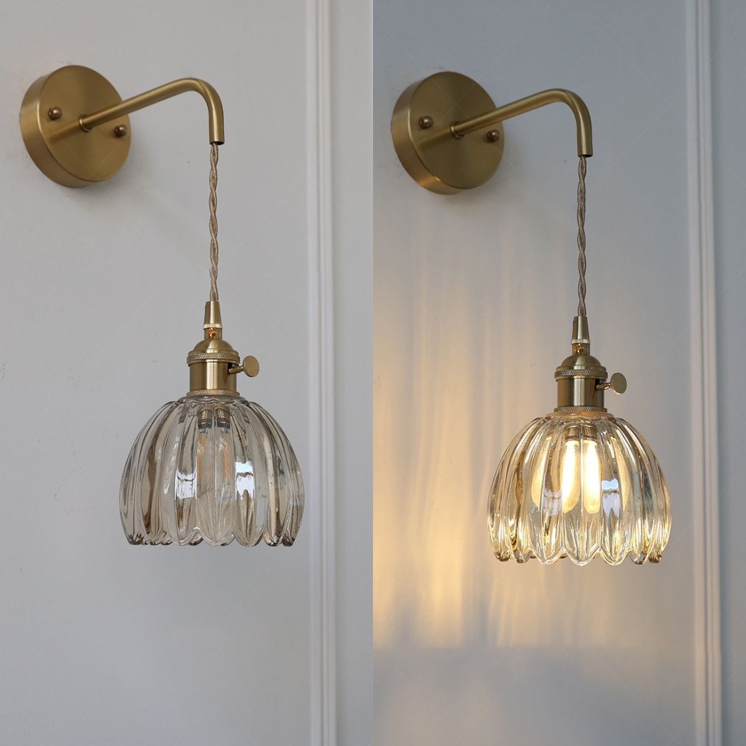 Applique murale vintage en verre nervuré | Luminaire suspendu ou fixe A Marron clair