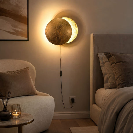 Applique murale dorée ÉCLIPSE | Luminaire sans fil rechargeable ou filaire